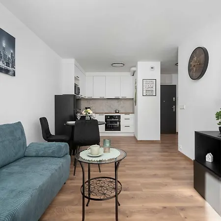 Elegant White With Terrace & Parking In By Renters * فروتسواف