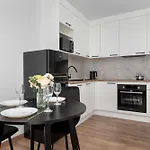 Elegant White With Terrace & Parking In By Renters * Wroclaw