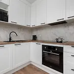 Elegant White With Terrace & Parking In By Renters * Wroclaw