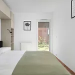 Apartment Elegant White With Terrace & Parking In By Renters *