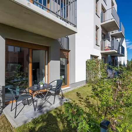 Elegant White With Terrace & Parking In By Renters * Wrocław