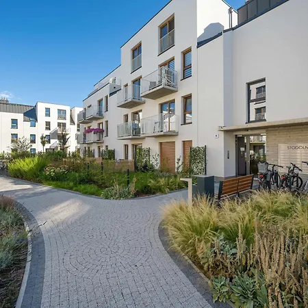 Elegant White With Terrace & Parking In By Renters Wroclaw