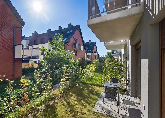 Διαμέρισμα Elegant White With Terrace & Parking In By Renters Βρότσλαβ